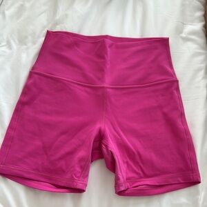 Women's Sonic Pink Align leggings. 6 in. Never worn. Size 8.